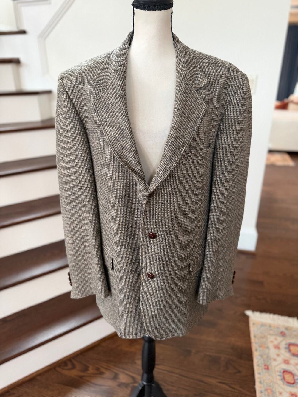 Vintage Orvis Harris Tweed Taupe Grey Brown Woven Wool Three Button Blazer